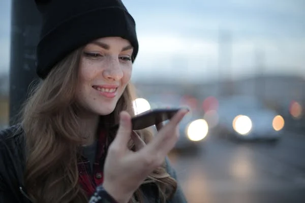 Mastering the Art of the Perfect Toast: How to Impress Her with Your Words